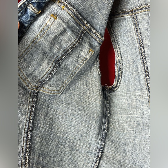 !MICHAEL KORS Jean vest! Slightly distressed and cropped in Perfect condition! - Picture 7 of 10